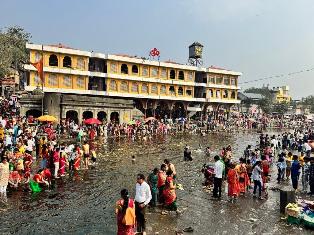 Pilgrims at Ramkund on the Godavari, Nashik
