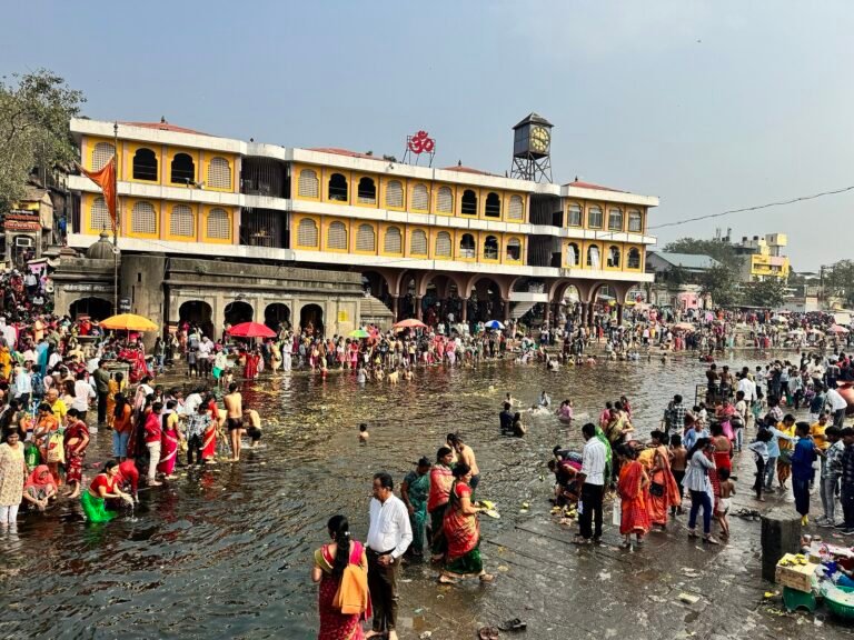 Pilgrims at Ramkund on the Godavari, Nashik